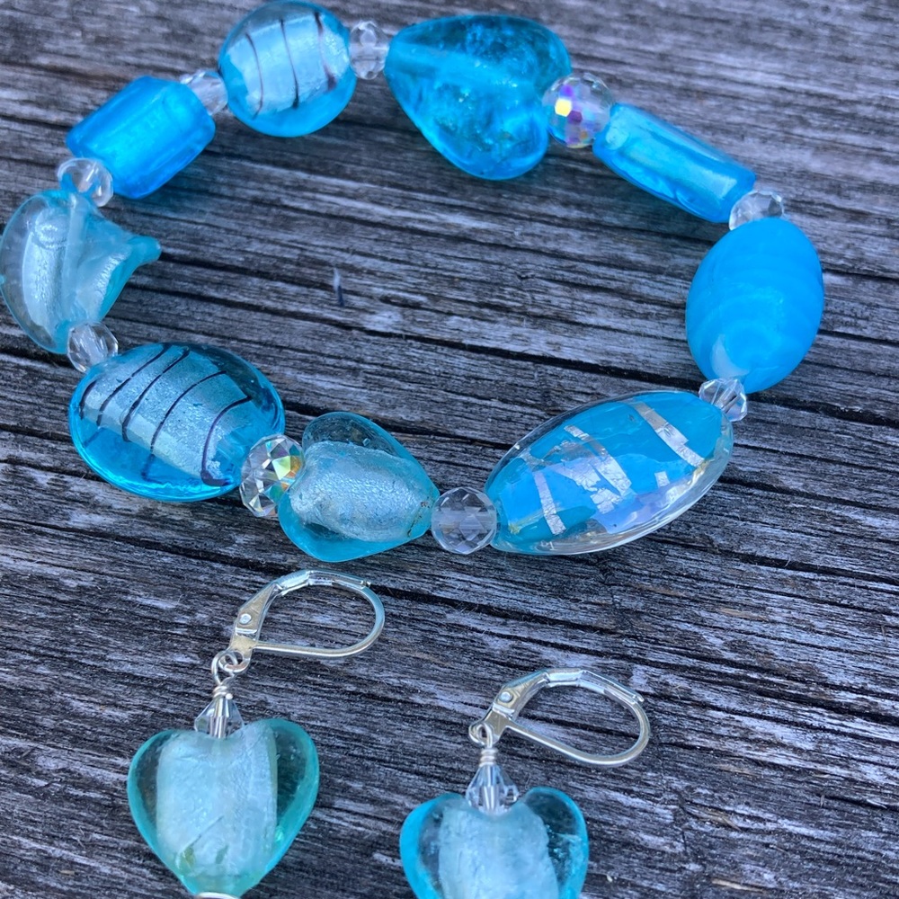 NWT Aqua Lampwork Glass & Swarovski Crystal Stretch Bracelet & Earrings Set